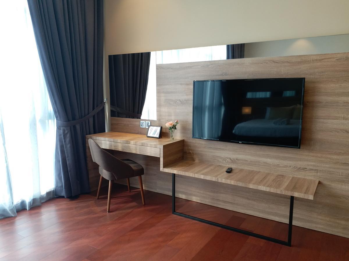 Jb City Paragon Serviced Apartment 조호르 바루 외부 사진